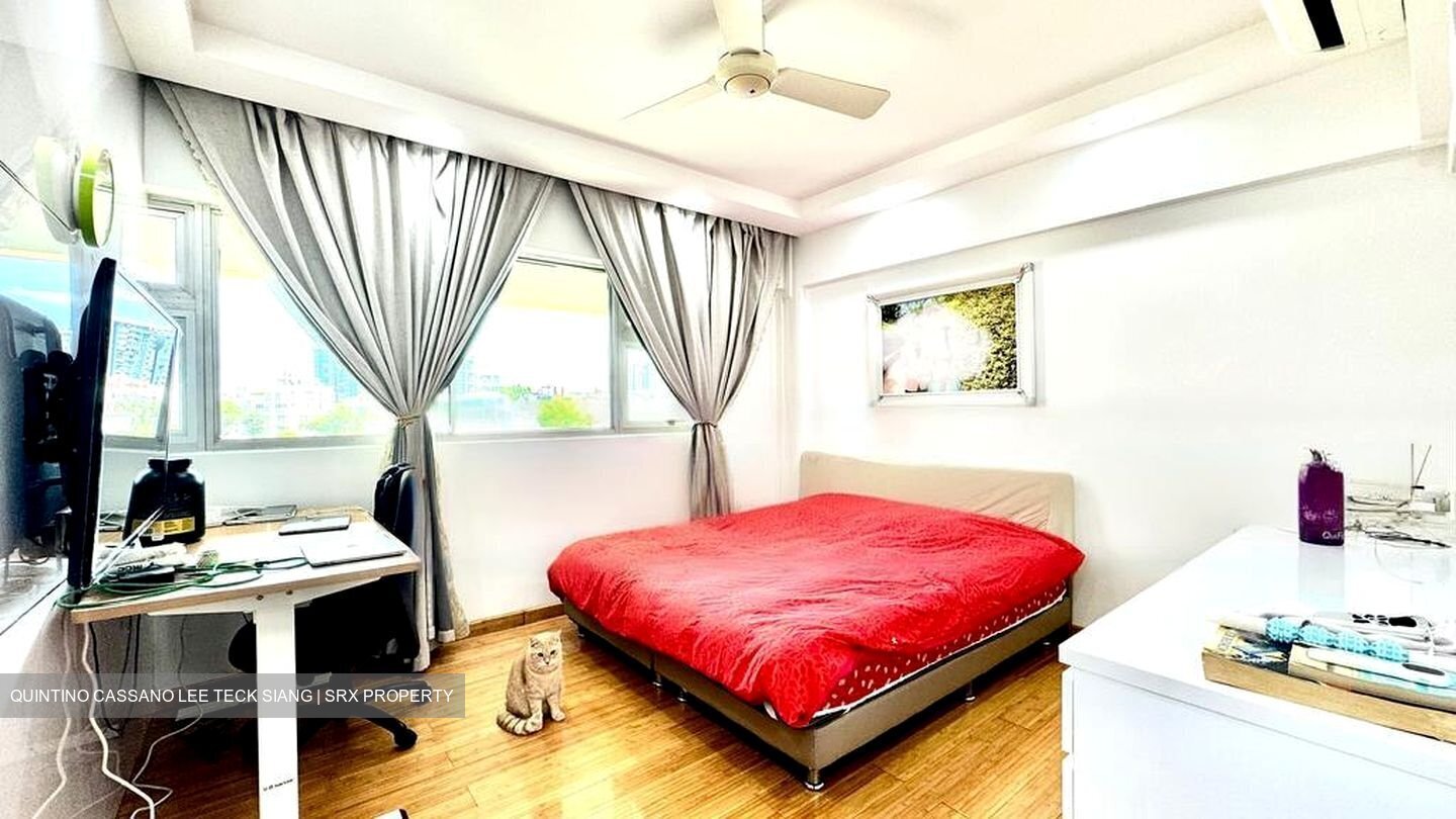 Blk 705 Hougang Avenue 2 (Hougang), HDB Executive #456709681